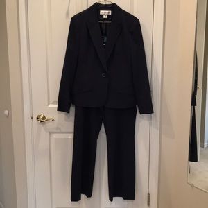 Navy Blue Pant Suit